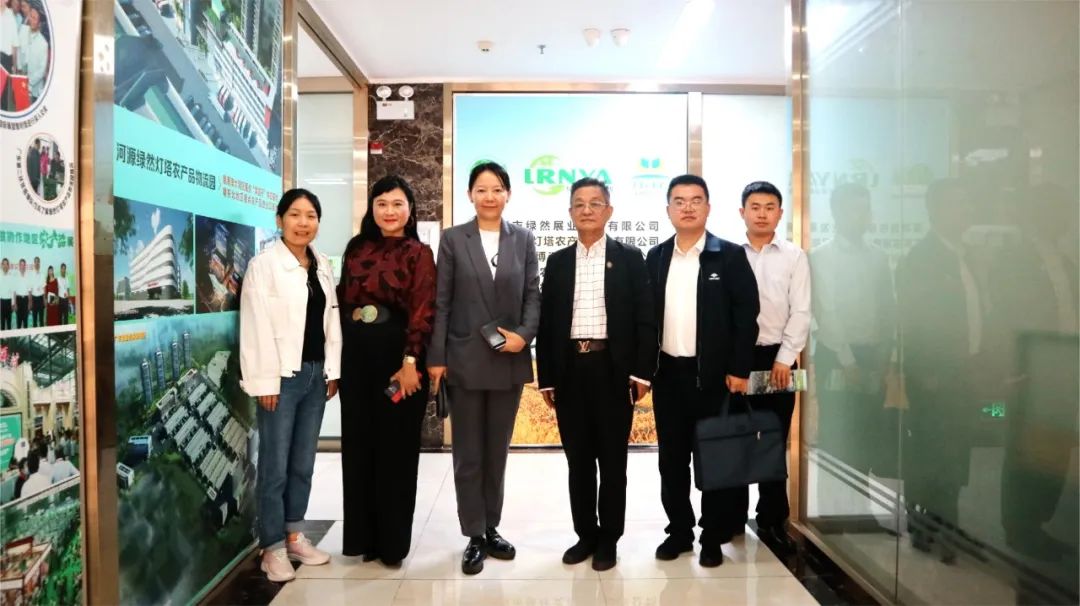 【集團(tuán)動(dòng)態(tài)】新疆喀什市委常委、副市長(zhǎng)，中亞南亞工業(yè)園區(qū)黨工委委員、管委會(huì)副主任馬翔一行蒞臨綠然農(nóng)業(yè)集團(tuán)考察